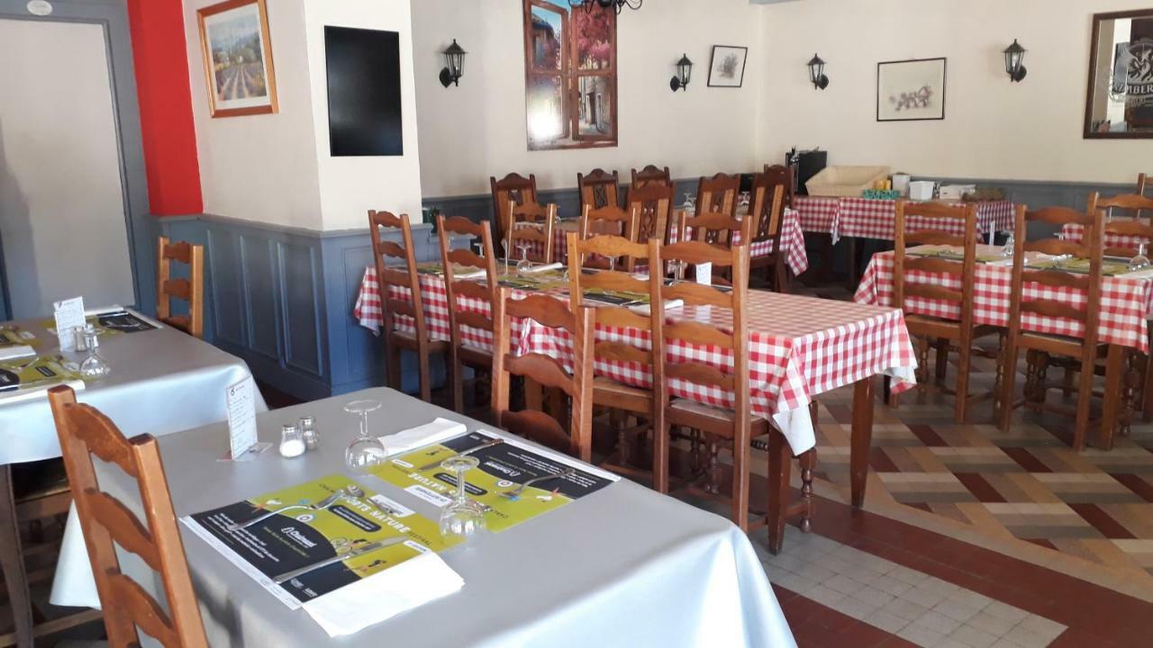 Hotel Gites Des Touristes Vollore-Montagne Екстер'єр фото